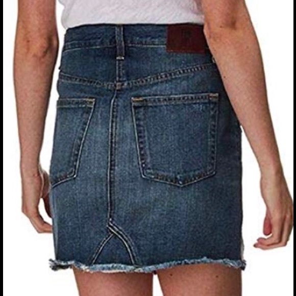 🎈NWT Frye Denim Skirt size 2 - Picture 3 of 3
